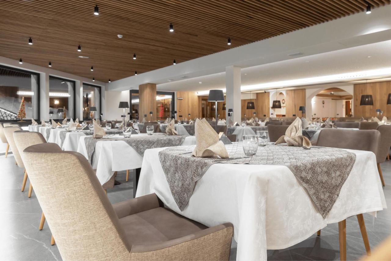 Hotel Bucaneve Livigno Dış mekan fotoğraf